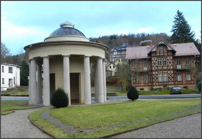 Bad Liebenstein , Brunnentempel
