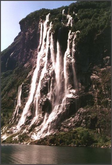 Norwegen - 7 Schwestern am Geirangerfjord