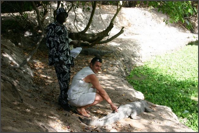 Gambia 2007 - Kachikally Krokodilteich