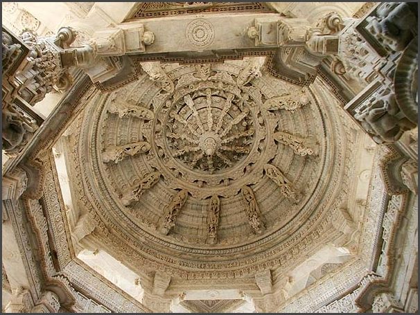 Indien - Rajasthan Ranakpur - Jain Tempel