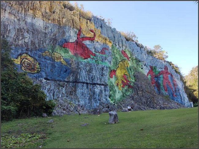 Vinales Tal - Wandmalerei Mural de la Prehistoria