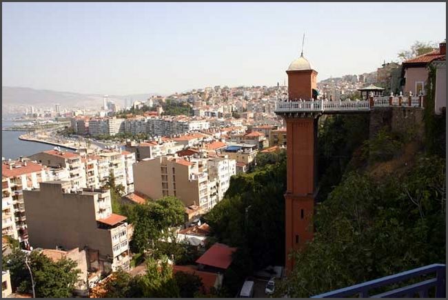 2016 T&uuml;rkei - Izmir - historischer Fahrstuhl