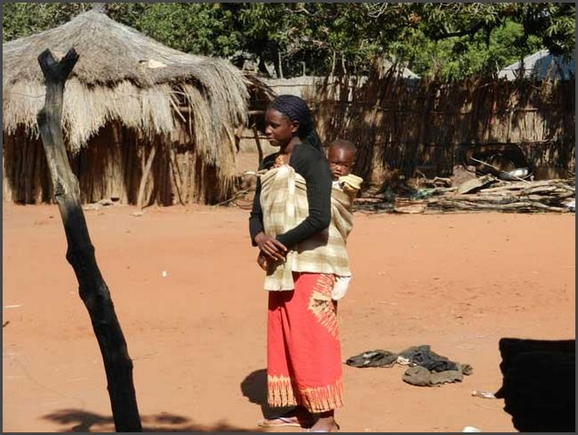 Sambia -Dorf bei Livingstone