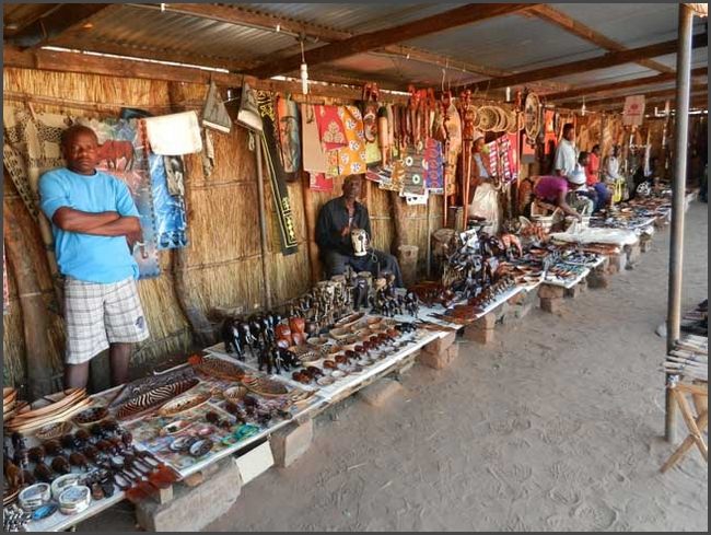 Sambia -Dorf bei Livingstone